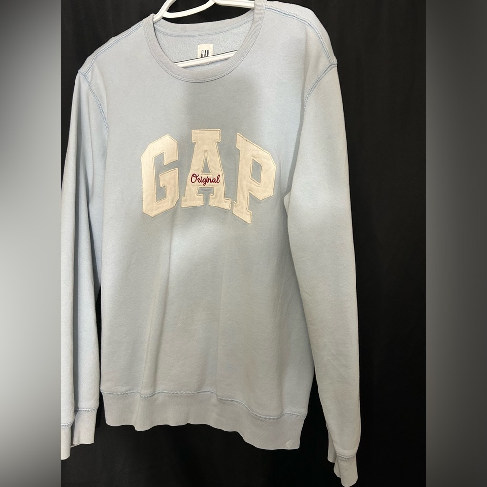 Gap women’s sweater